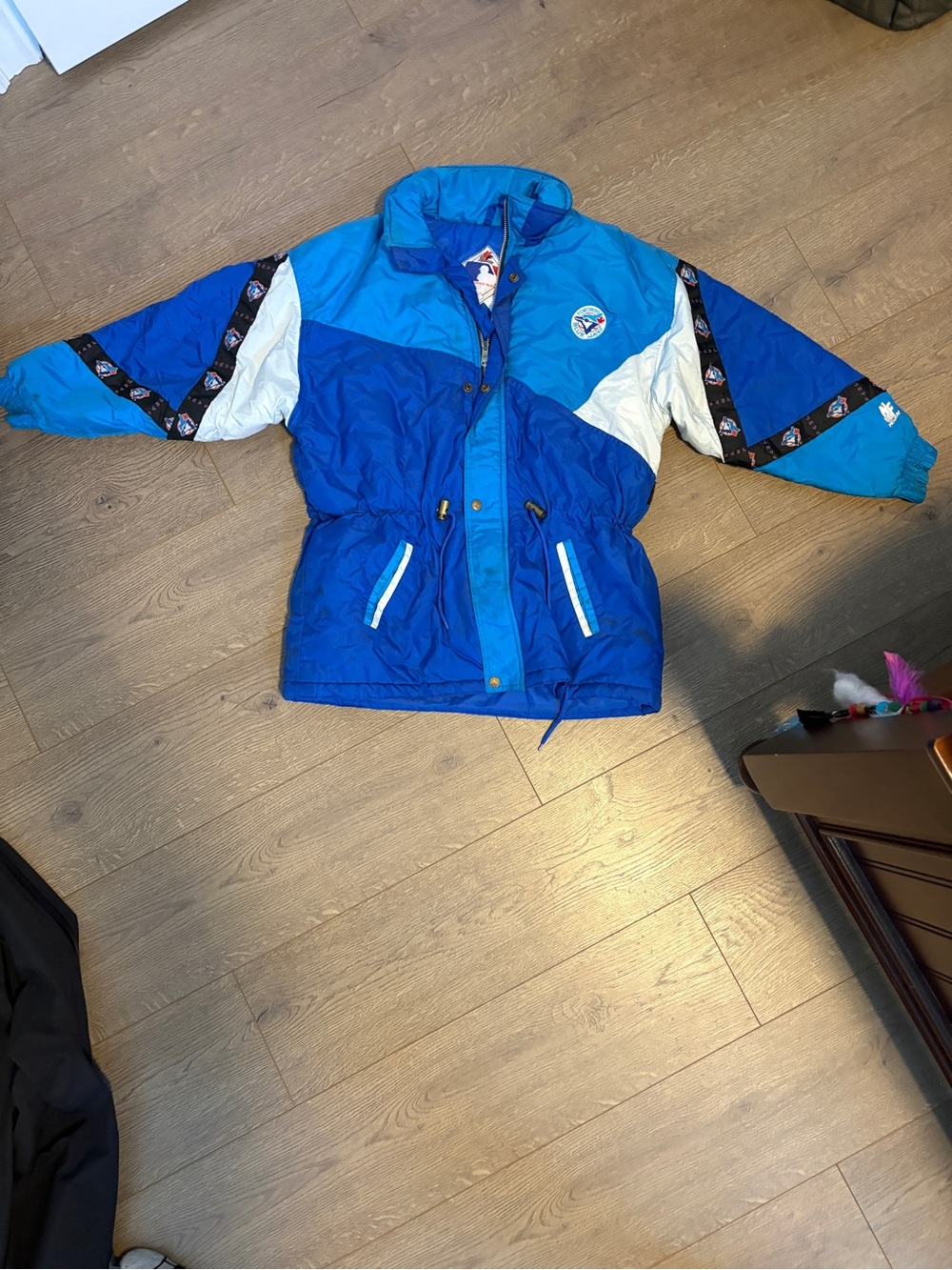 Vintage Blue Jays puffer Jacket